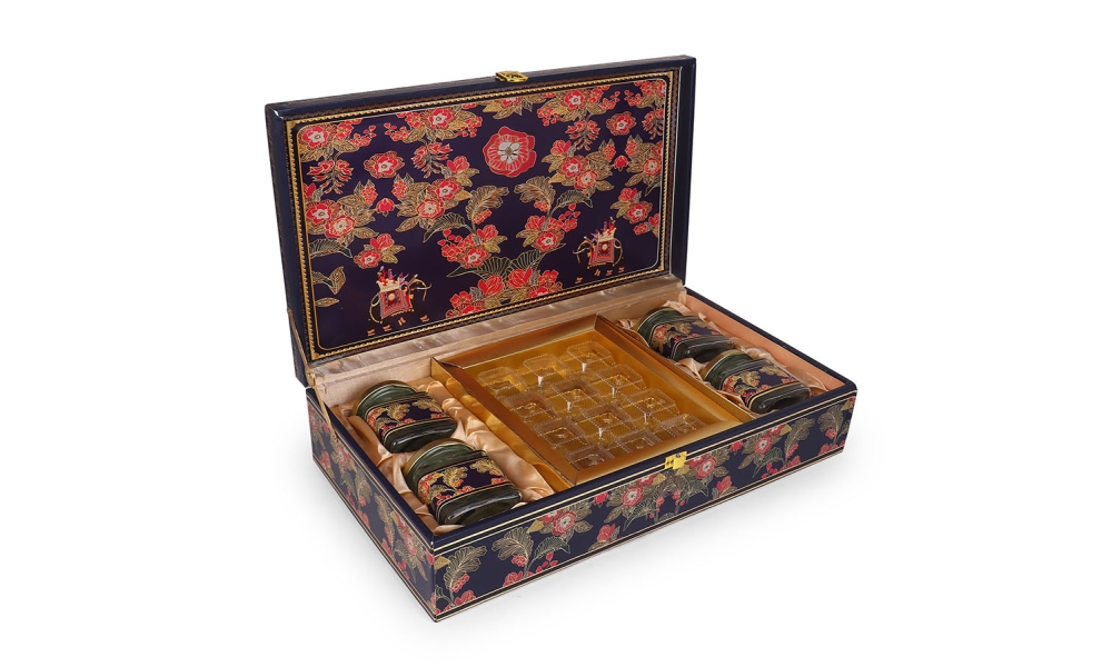 4 Jar 12 Cavity Royal Floral Dry Fruit & Chocolate Gift Box
