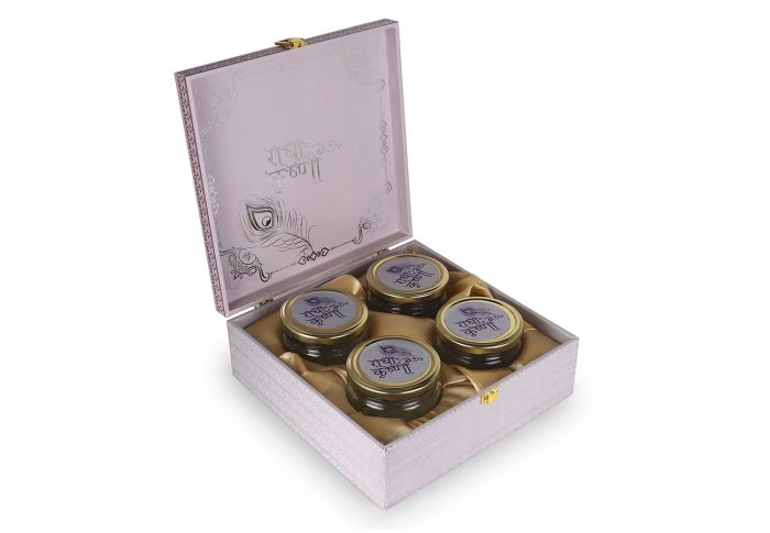 4 Jar Radha Krishna